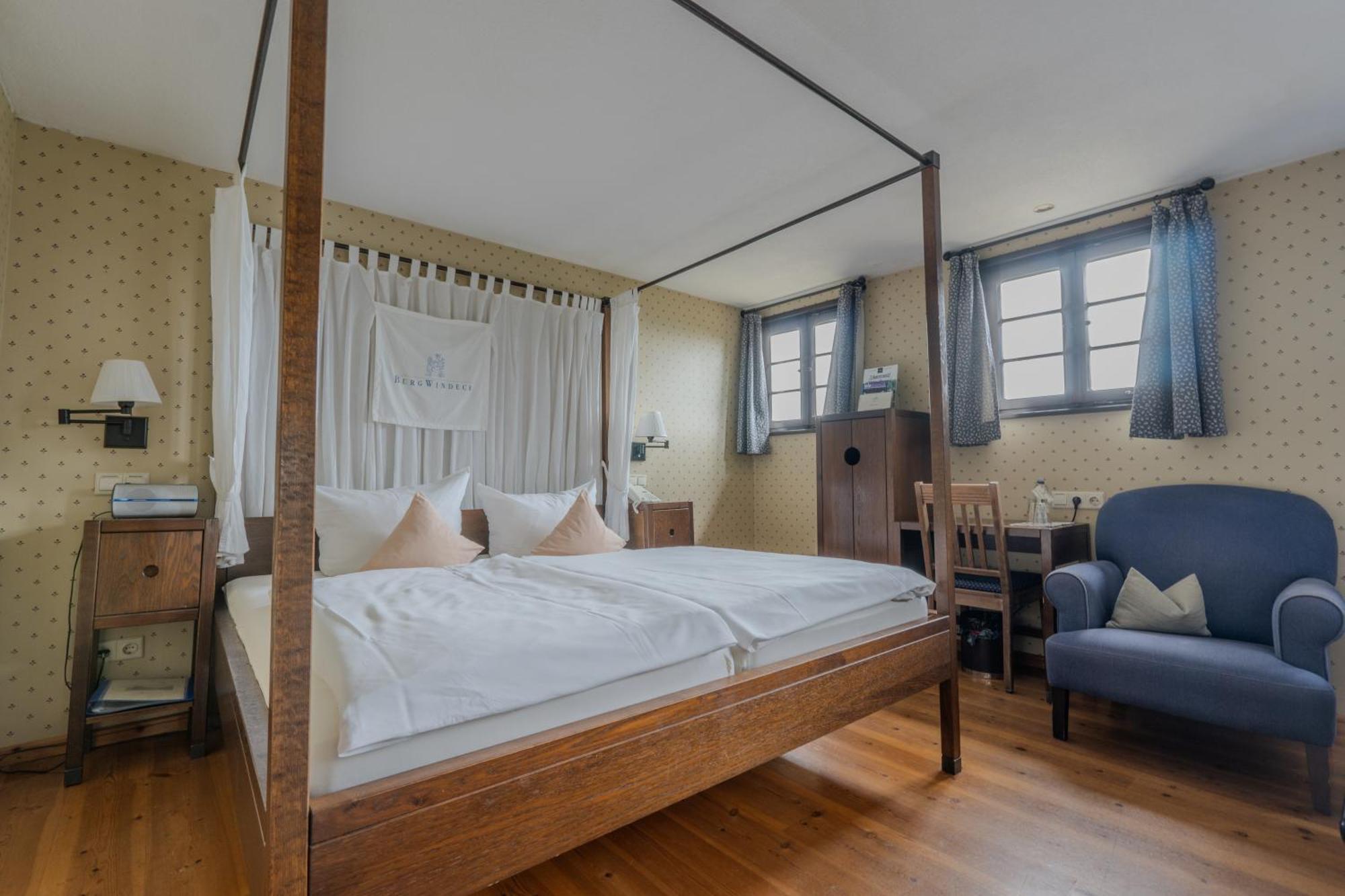 Burg Windeck ***S Hotel Buehl  Ngoại thất bức ảnh